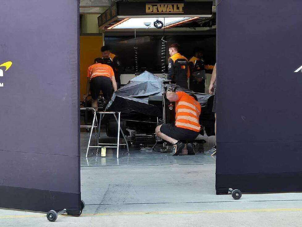 McLaren-Box