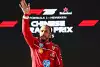Bild zum Inhalt: "Wirklich?" Lewis Hamilton staunt über Sensations-Pole in China!