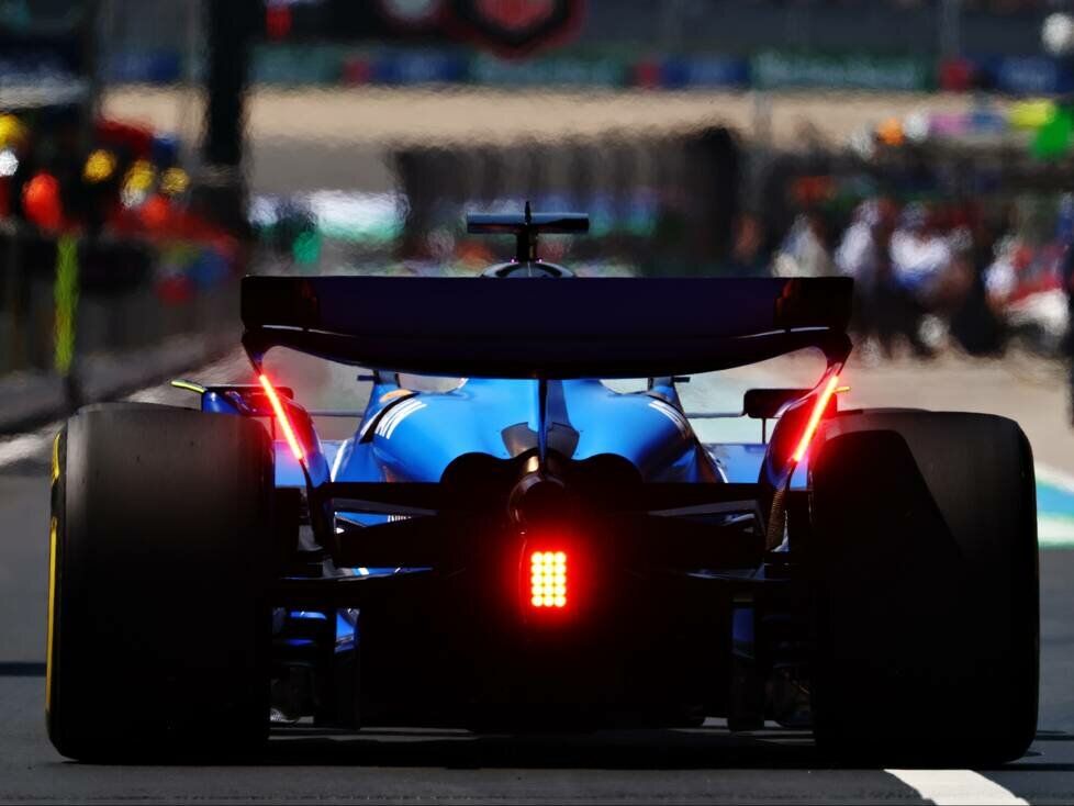 Alexander Albon (Williams FW47) beim Formel-1-Rennen in China 2025