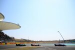 Andrea Kimi Antonelli, Charles Leclerc (Ferrari) und Yuki Tsunoda (Racing Bulls) 