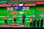 Lando Norris (McLaren), Oscar Piastri (McLaren) und George Russell (Mercedes) 