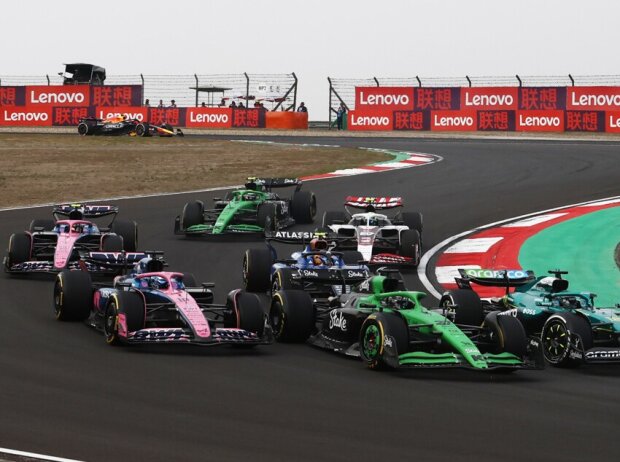 Hier war die Sauber-Welt noch in Ordnung, eine Kurve später schon nicht mehr Hier war die Sauber-Welt noch in Ordnung, eine Kurve später schon nicht mehr