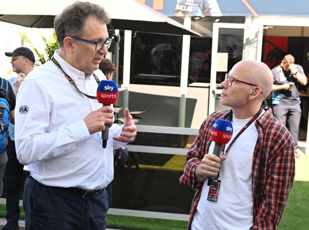 FIA-Mann Nikolas Tombazis (li.), hier mit Ex-Weltmeister Jacques Villeneuve FIA-Mann Nikolas Tombazis (li.), hier mit Ex-Weltmeister Jacques Villeneuve