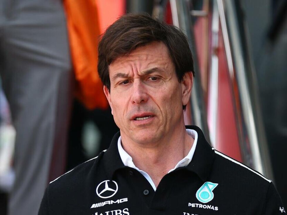 Toto Wolff im Formel-1-Fahrerlager