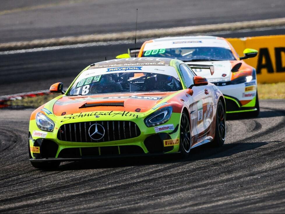 Auf dem Nürburgring feierte Schnitzelalm 2022 einen Laufsieg