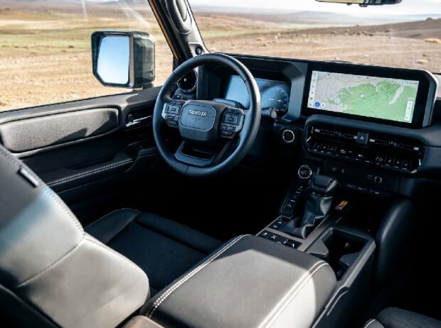 Toyota Land Cruiser, der Innenraum Toyota Land Cruiser, der Innenraum