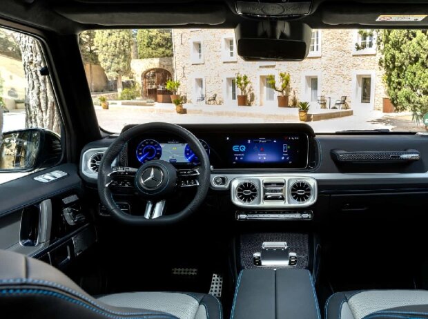 Mercedes G-Klasse, das Armaturenbrett Mercedes G-Klasse, das Armaturenbrett