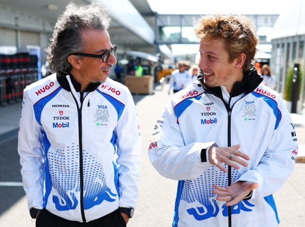 Laurent Mekies und das Team bereiteten Liam Lawson eine warme Rückkehr Laurent Mekies und das Team bereiteten Liam Lawson eine warme Rückkehr