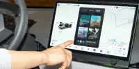 Bild zum Inhalt: Das neue Infotainment von Hyundai nutzt einen XXL-Bildschirm