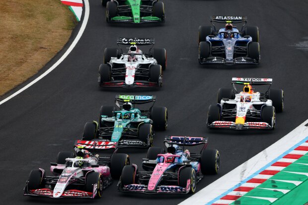 Oliver Bearman Pierre Gasly Fernando Alonso Ferrari Ferrari F1Haas Haas F1Alpine Alpine F1Aston Martin Aston Martin F1 ~Oliver Bearman (Haas), Pierre Gasly (Alpine) und Fernando Alonso (Aston Martin) ~ Oliver Bearman Pierre Gasly Fernando Alonso Ferrari Ferrari F1Haas Haas F1Alpine Alpine F1Aston Martin Aston Martin F1 ~Oliver Bearman (Haas), Pierre Gasly (Alpine) und Fernando Alonso (Aston Martin) ~