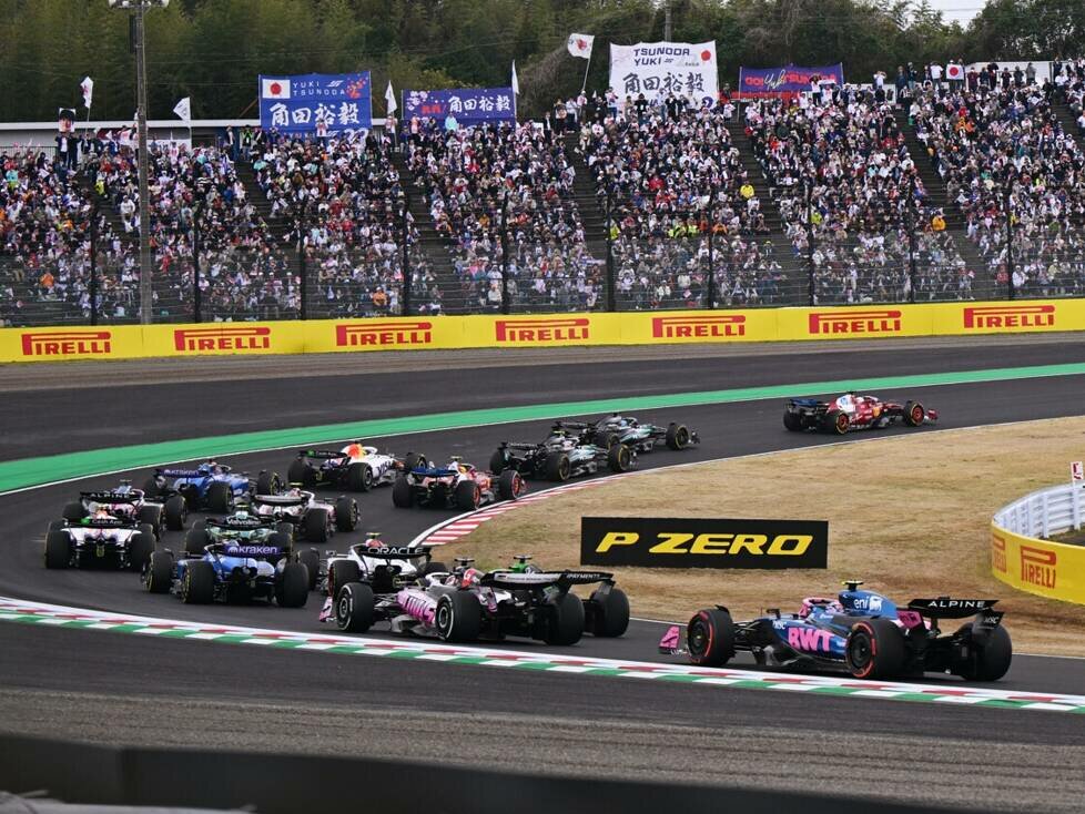 Startphase beim Formel-1-Rennen in Suzuka 2025