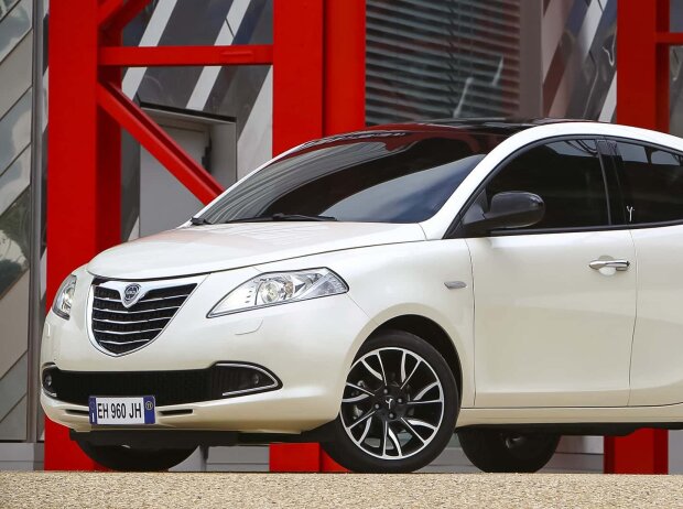 Lancia Ypsilon Lancia Ypsilon