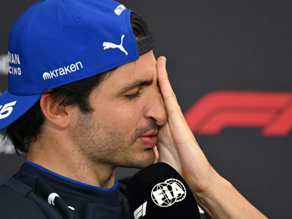Carlos Sainz (Williams) vor dem Formel-1-Rennen in Bahrain 2025