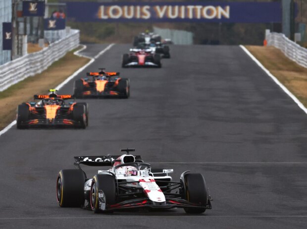 Verstappen auf der Flucht: Norris und Piastri fanden in Japan keinen Weg vorbei Verstappen auf der Flucht: Norris und Piastri fanden in Japan keinen Weg vorbei