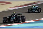 Andrea Kimi Antonelli und Fernando Alonso (Aston Martin) 