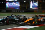 George Russell (Mercedes) und Lando Norris (McLaren) 