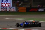 Carlos Sainz (Williams) und Yuki Tsunoda (Red Bull) 