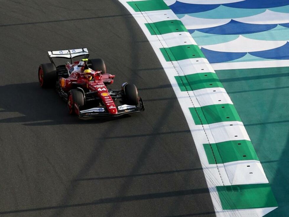 Lewis Hamilton (Ferrari SF-25) beim Formel-1-Rennen in Saudi-Arabien 2025
