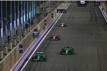 Lance Stroll (Aston Martin), Nico Hülkenberg (Sauber) und Jack Doohan (Alpine) 