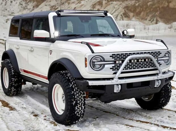 Ford Bronco Sonderanfertigung für Papst Franziskus Ford Bronco Sonderanfertigung für Papst Franziskus