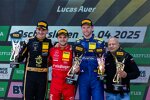 Lucas Auer (Landgraf-Mercedes) und Jordan Pepper 