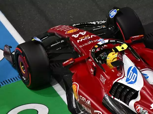 Lewis Hamilton im Ferrari SF-25 in der Formel-1-Saison 2025 Titel-Bild zur News: Lewis Hamilton im Ferrari SF-25 in der Formel-1-Saison 2025
