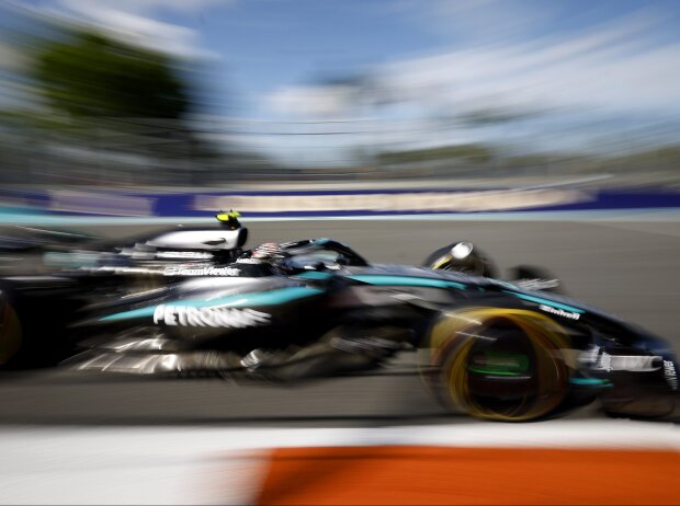 Schneller Silberpfeil: Kimi Antonelli war am Freitag in Miami nicht zu stoppen Schneller Silberpfeil: Kimi Antonelli war am Freitag in Miami nicht zu stoppen