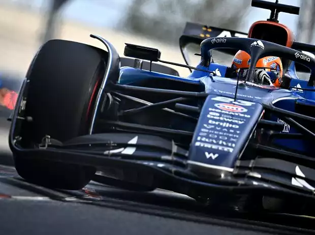 Alexander Albon startet am Sonntag hinter seinem Teamkollegen Carlos Sainz Titel-Bild zur News: Alexander Albon startet am Sonntag hinter seinem Teamkollegen Carlos Sainz