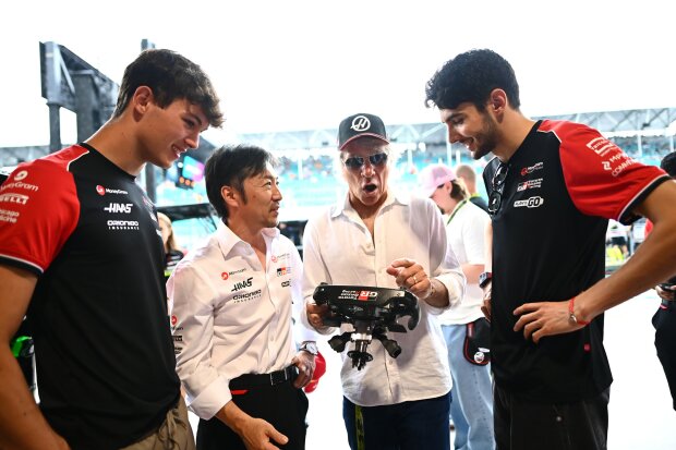 Oliver Bearman Esteban Ocon Haas Haas F1 ~Oliver Bearman (Haas) und Esteban Ocon (Haas) ~ Oliver Bearman Esteban Ocon Haas Haas F1 ~Oliver Bearman (Haas) und Esteban Ocon (Haas) ~