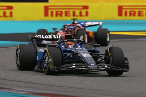 Alexander Albon Charles Leclerc Ferrari Ferrari F1Williams Williams F1 ~Alexander Albon (Williams) und Charles Leclerc (Ferrari) ~ Alexander Albon Charles Leclerc Ferrari Ferrari F1Williams Williams F1 ~Alexander Albon (Williams) und Charles Leclerc (Ferrari) ~