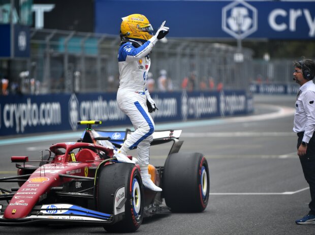 Was gibt's am Sonntag: Darf Hamilton dann beim Aussteigen wieder jubeln? Was gibt's am Sonntag: Darf Hamilton dann beim Aussteigen wieder jubeln?