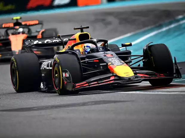 Max Verstappen, Lando Norris Titel-Bild zur News: Max Verstappen, Lando Norris