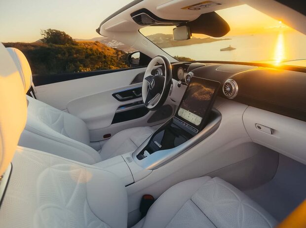 Innenraum des Mercedes-Maybach SL Monogram (2025) Innenraum des Mercedes-Maybach SL Monogram (2025)