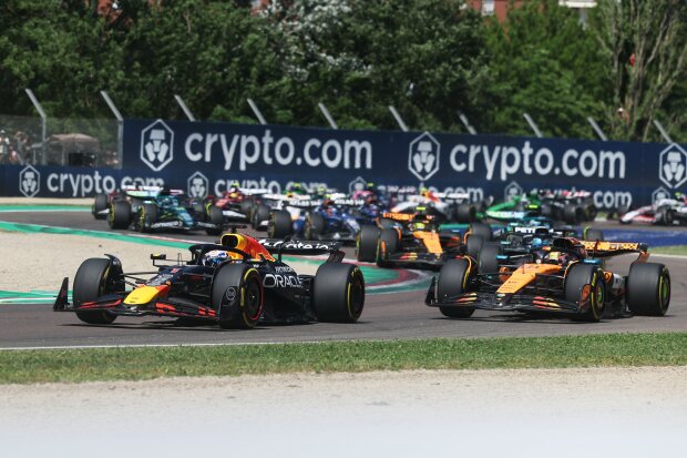 Max Verstappen Oscar Piastri George Russell Ferrari Ferrari F1Red Bull Red Bull F1McLaren McLaren F1Mercedes Mercedes F1 ~Max Verstappen (Red Bull), Oscar Piastri (McLaren) und George Russell (Mercedes) ~ Max Verstappen Oscar Piastri George Russell Ferrari Ferrari F1Red Bull Red Bull F1McLaren McLaren F1Mercedes Mercedes F1 ~Max Verstappen (Red Bull), Oscar Piastri (McLaren) und George Russell (Mercedes) ~