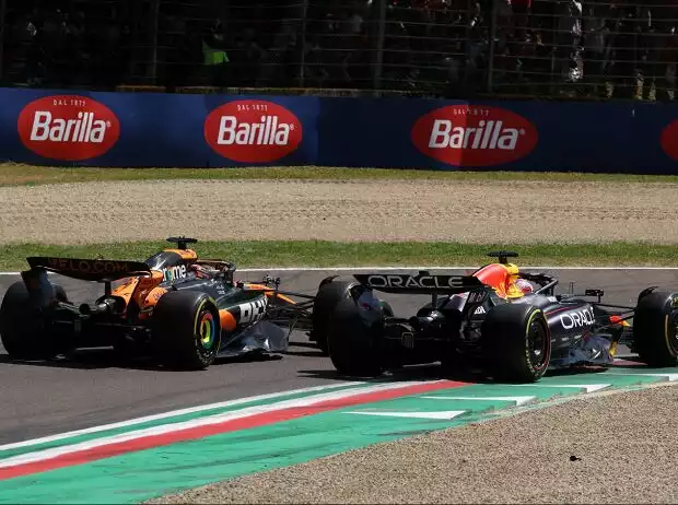 Max Verstappen (Red Bull RB21) und Oscar Piastri (McLaren MCL39) beim Formel-1-Rennen in Imola 2025 Titel-Bild zur News: Max Verstappen (Red Bull RB21) und Oscar Piastri (McLaren MCL39) beim Formel-1-Rennen in Imola 2025