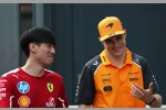 Guanyu Zhou und Oscar Piastri (McLaren) 