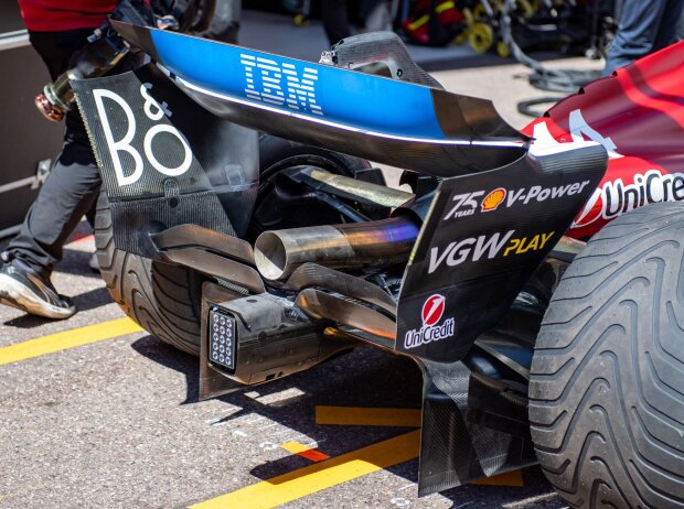 Heckflügel von 2024 am Ferrari SF-25 von 2025 in Monaco Heckflügel von 2024 am Ferrari SF-25 von 2025 in Monaco