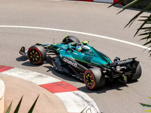 Fernando Alonso (Aston Martin AMR25) beim Formel-1-Rennen in Monaco 2025 Titel-Bild zur News: Fernando Alonso (Aston Martin AMR25) beim Formel-1-Rennen in Monaco 2025