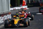 Lando Norris (McLaren), Charles Leclerc (Ferrari) und Oscar Piastri (McLaren) 