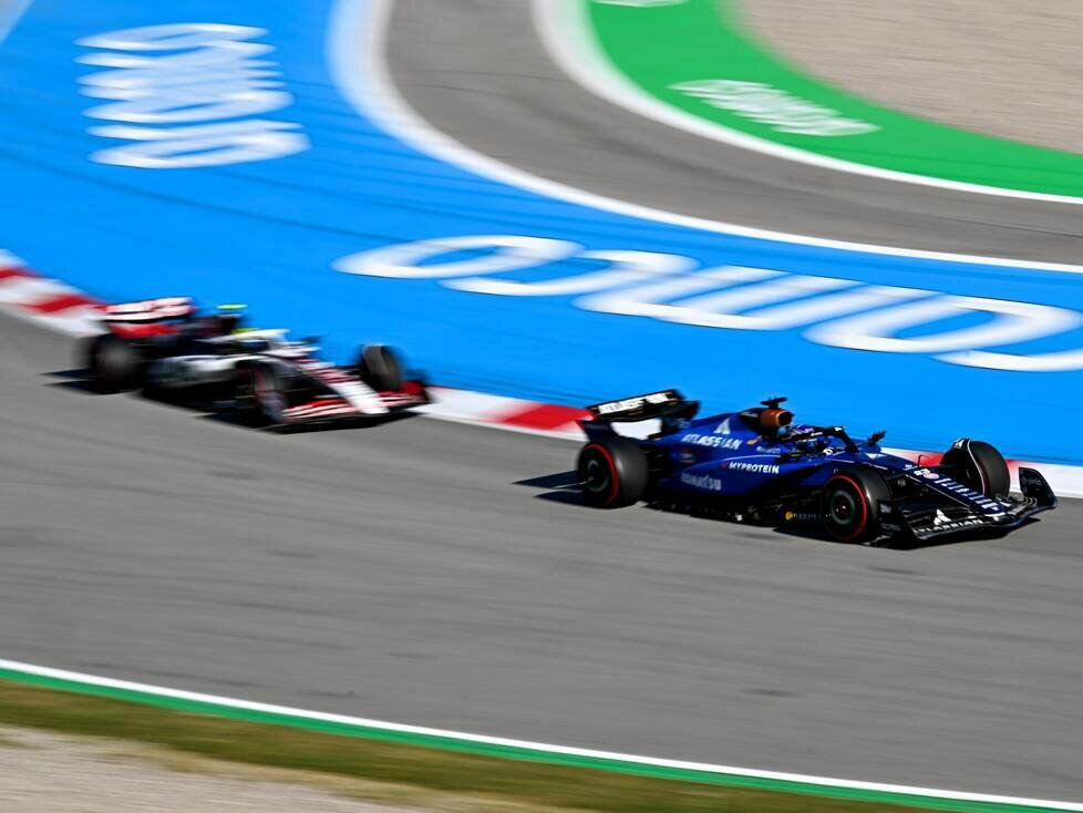 Alexander Albon (Williams FW47) beim Formel-1-Rennen in Spanien 2025