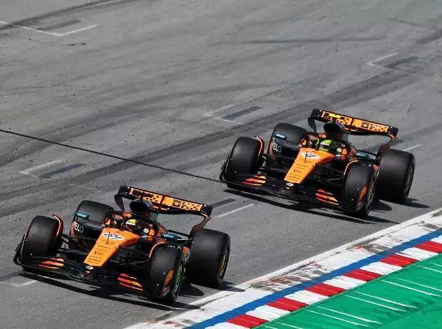 Titel-Bild zur News: Oscar Piastri vor seinem McLaren-Teamkollegen Lando Norris
