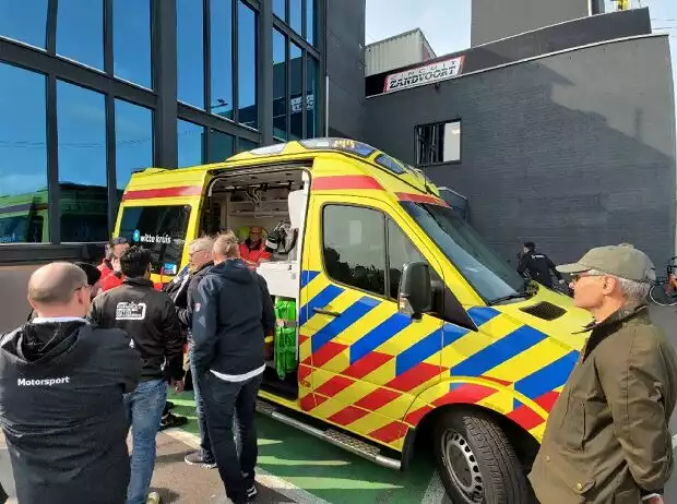 Titel-Bild zur News: Rene Rast wurde nach seinem Zandvoort-Sieg ins Krankenhaus gebracht
