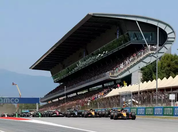 Oscar Piastri, Lando Norris, Max Verstappen, George Russell Titel-Bild zur News: Oscar Piastri, Lando Norris, Max Verstappen, George Russell
