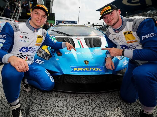 Simon Connor Primm und Finn Zulauf verhalfen Paul Motorsport zu einem unvergesslichen Wochenende Simon Connor Primm und Finn Zulauf verhalfen Paul Motorsport zu einem unvergesslichen Wochenende