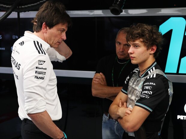 Vielleicht kann Mercedes' italienischer Star Kimi Antonelli ein gutes Wort einlegen Vielleicht kann Mercedes' italienischer Star Kimi Antonelli ein gutes Wort einlegen
