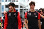 Esteban Ocon (Haas) und Oliver Bearman (Haas) 