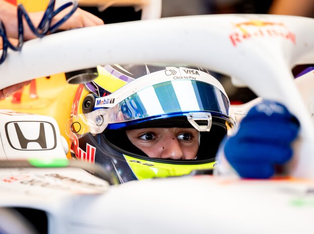 Schlägt sich bei den Racing Bulls bisher stark: F1-Neuling Isack Hadjar Schlägt sich bei den Racing Bulls bisher stark: F1-Neuling Isack Hadjar