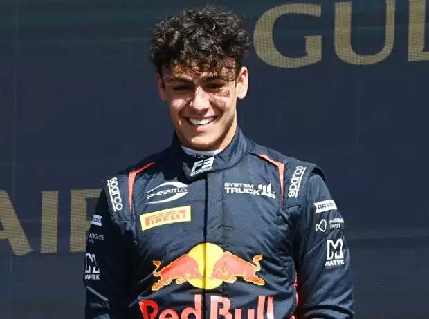 Arvid Lindblad könnte "ein ganz Großer werden", glaubt Helmut Marko Titel-Bild zur News: Arvid Lindblad könnte "ein ganz Großer werden", glaubt Helmut Marko