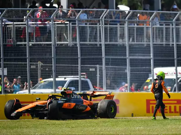 Lando Norris scheidet nach der Kollision mit Teamkollege Oscar Piastri aus Titel-Bild zur News: Lando Norris scheidet nach der Kollision mit Teamkollege Oscar Piastri aus