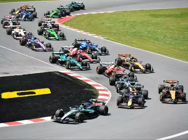 George Russell, Max Verstappen, Oscar Piastri Titel-Bild zur News: George Russell, Max Verstappen, Oscar Piastri